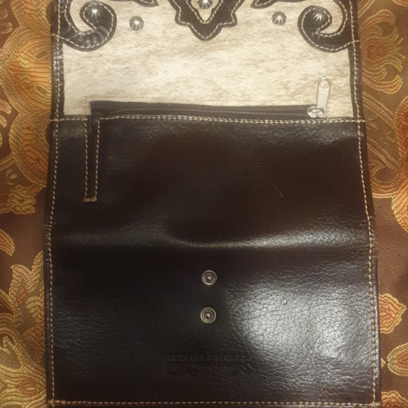 Bags - Picture 6 of 6